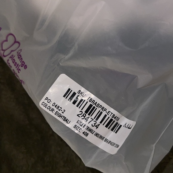 Parade bras (sold separately) - Picture 7 of 7